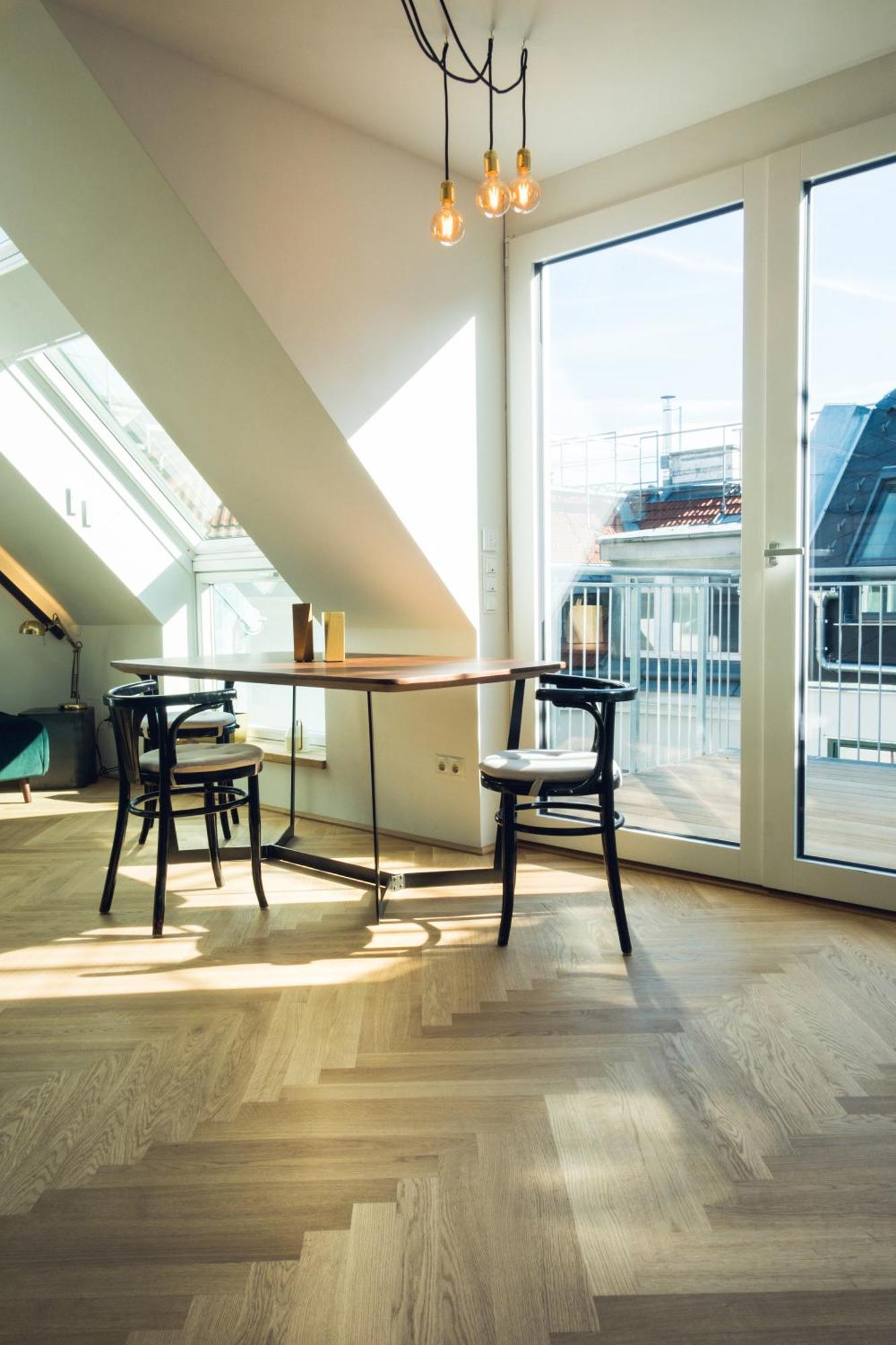 Blackriver Loft Mit Gratis Parkplatz Nahe Schoenbrunn Und U6 Apartmán *
